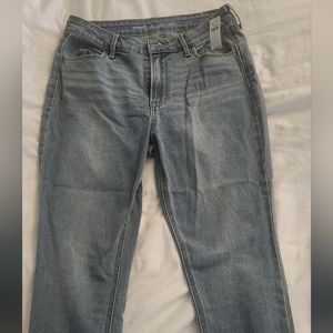 Old Navy Jeans - New Size 10